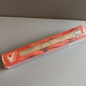 NEW!!! Velesco 2-Pack Macaron Silicone Baking Mats Nonstick Heat Resistant